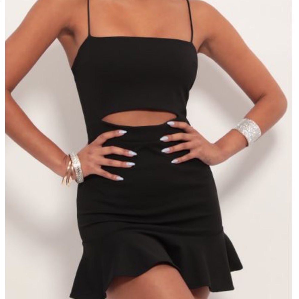 mini black dress with cut out - size medium